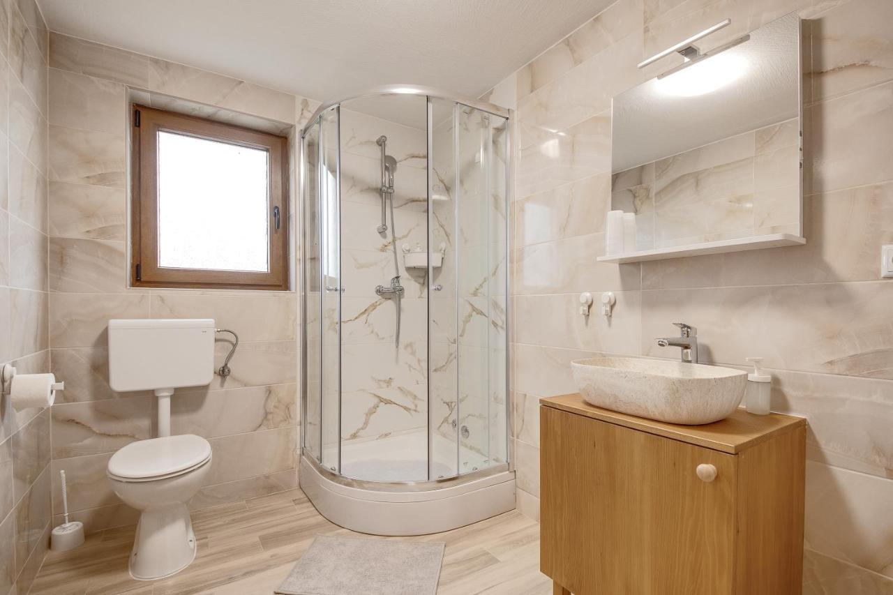 Apartment Stone And Wood Cetingrad Extérieur photo